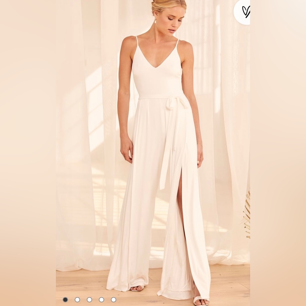 Lulu’s White Jumpsuit (Medium)